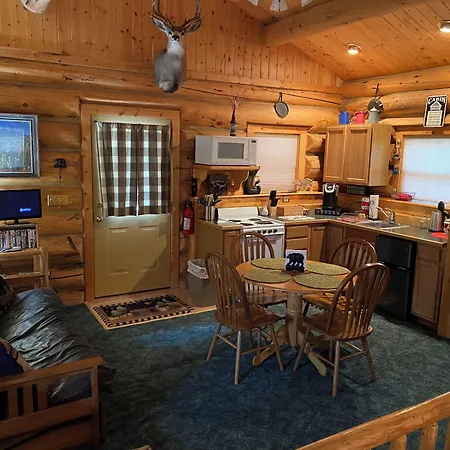 Two Bears Inn Bed & Breakfast-2